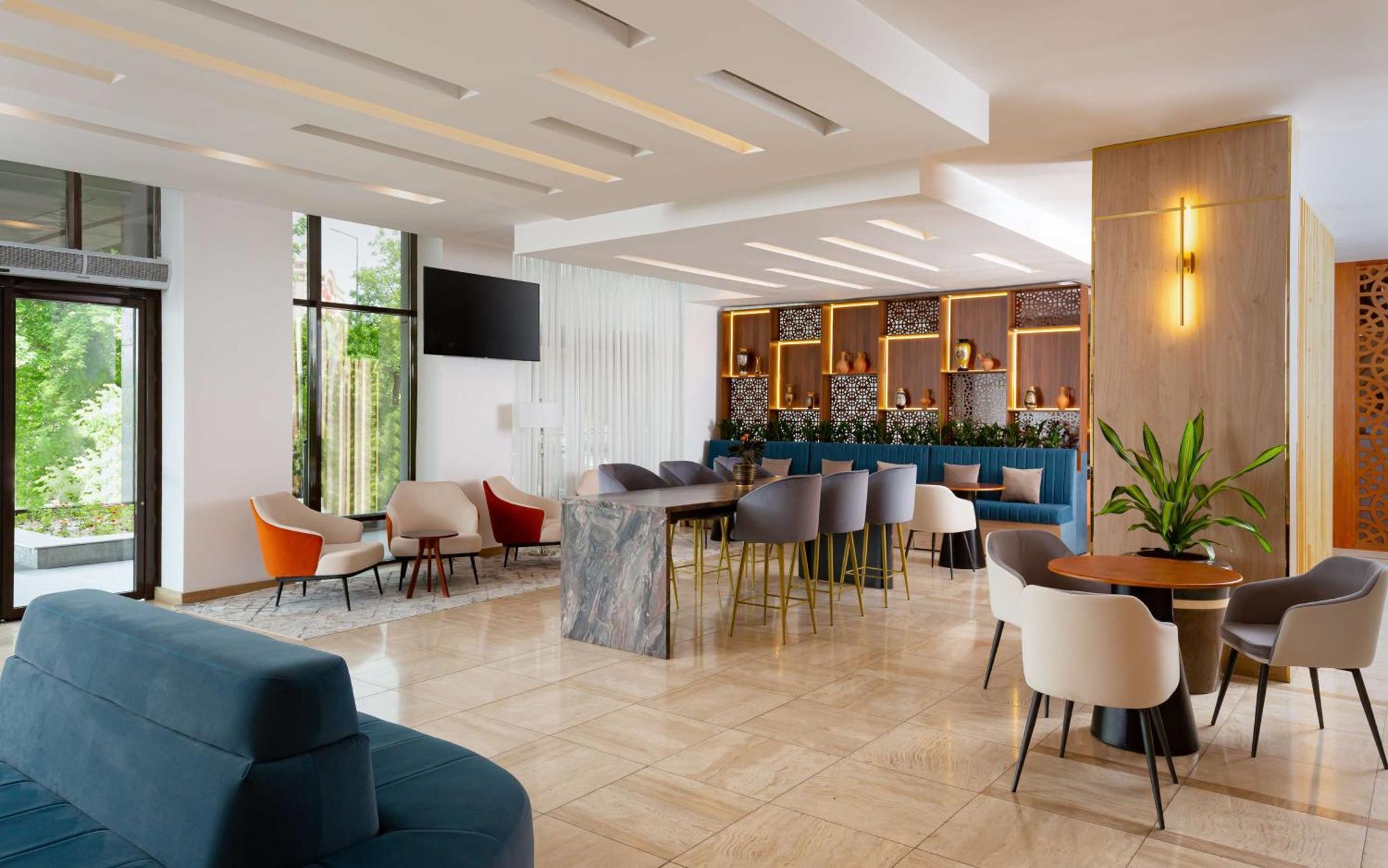 Doubletree By Hilton Shymkent Hotel Exterior photo